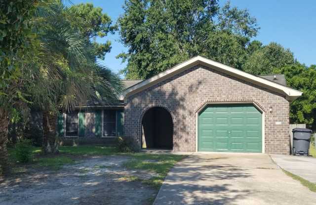 107 Moccasin Court - 107 Moccasin Court, Sangaree, SC 29486