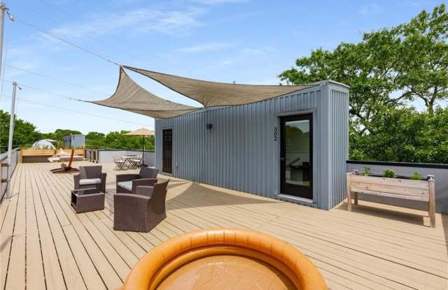 Photo of 417 College Avenue