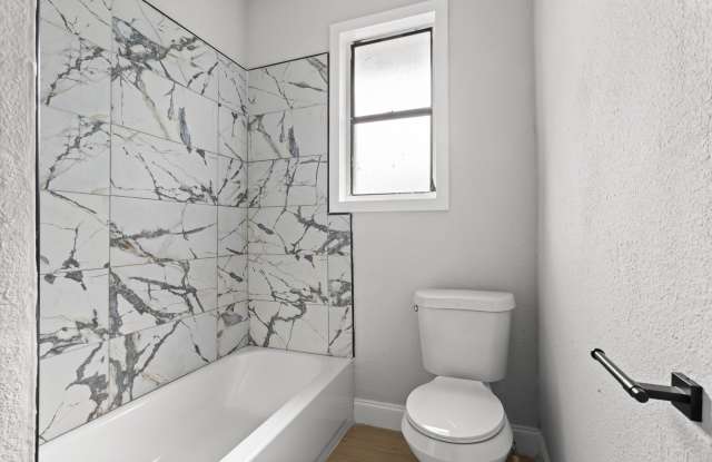 1005 East Lake Avenue - 2