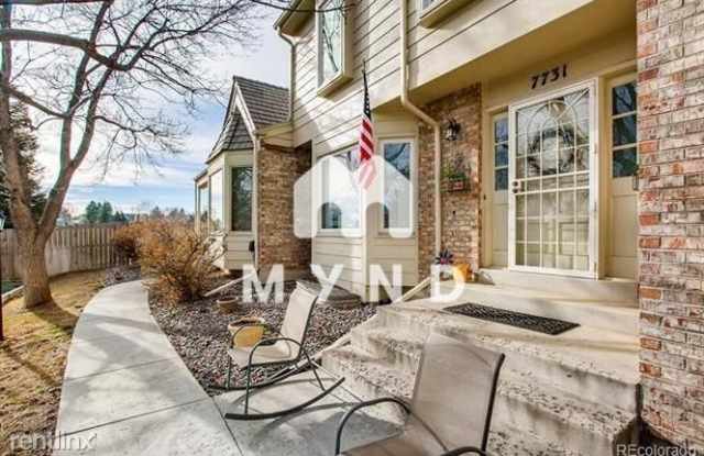 7731 S Cove Cir