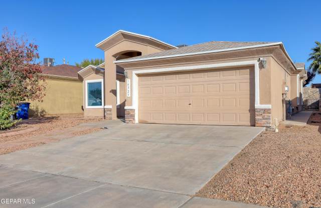 14325 WOODS POINT Avenue