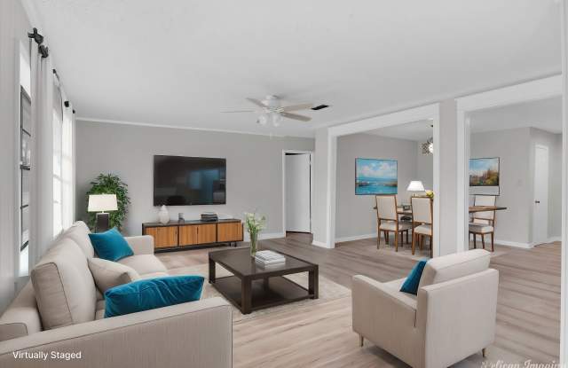 11122 Parkside Drive