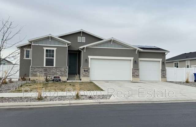 1489 Lowe Peak Dr.