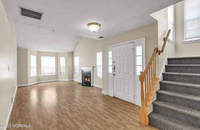 Photo of 2106 Grassy Hollow Drive