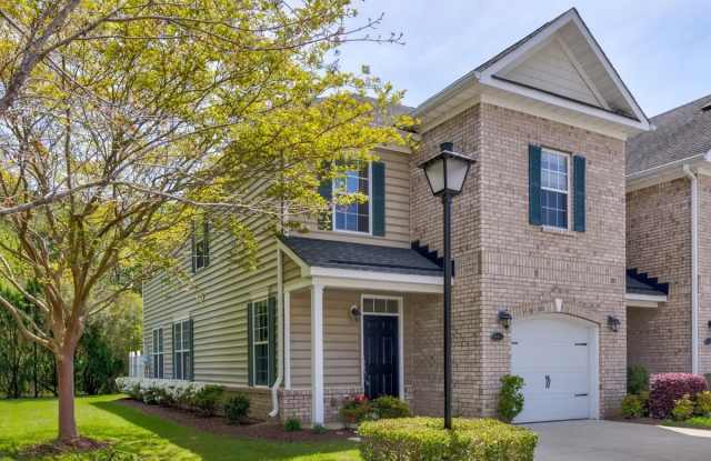 440 Fieldstone Glen Way - 440 Fieldstone Glen Way, Virginia Beach, VA 23461