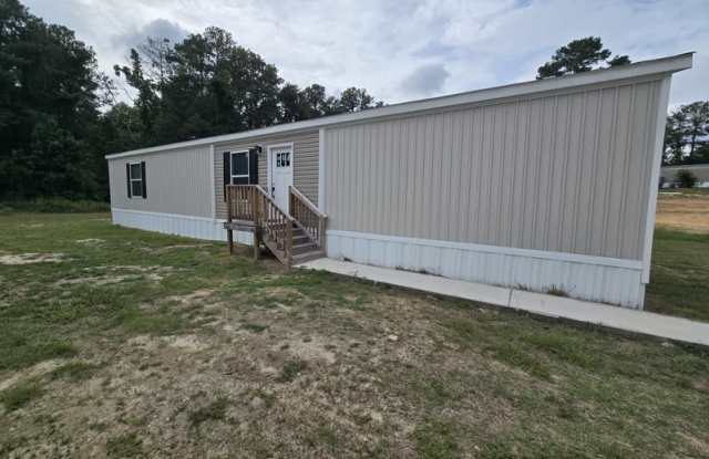 1943 Boxwood Ln