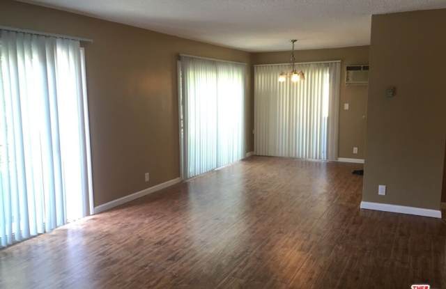 1128 REXFORD Dr unit: 3