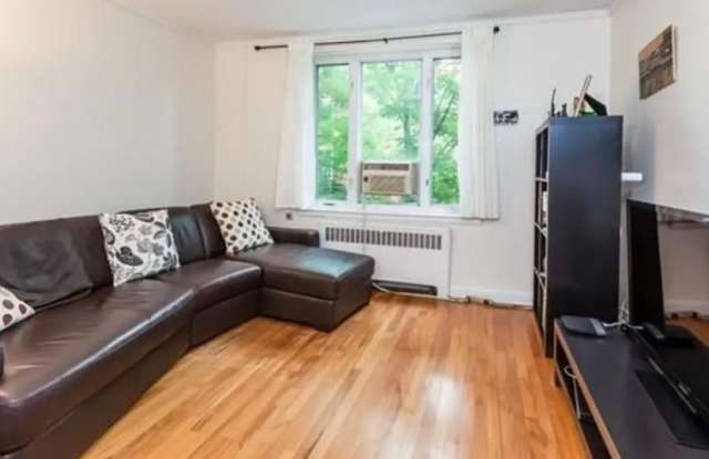 150 Beaconsfield Rd.