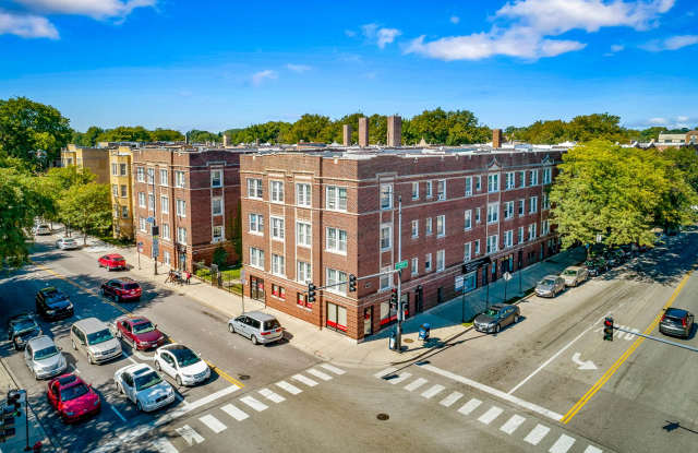 Photo of 5208-14 N. Damen / 2000-10 W. Foster