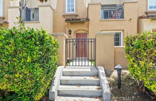 1888 Caminito Treviana