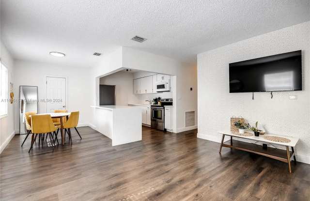 6375 Southwest 41st Street