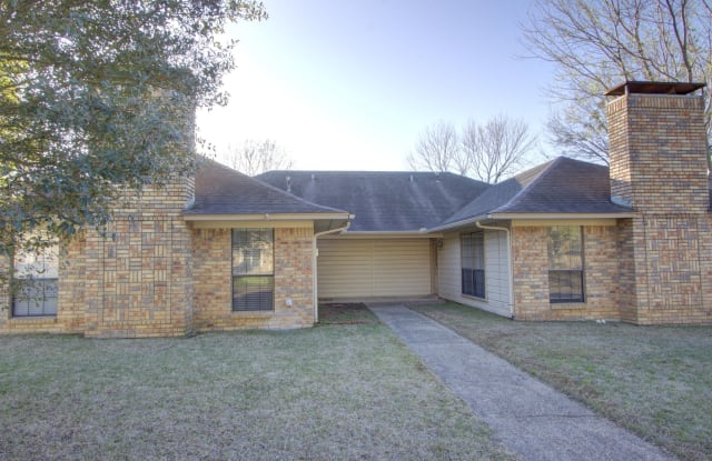 5805 Sidney Drive A - 1
