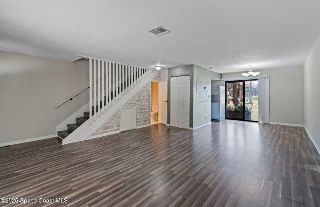 1300 Arlington Lane NE unit: 116