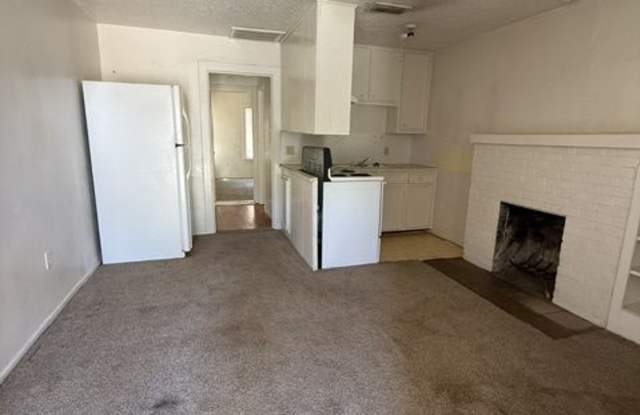 2209 15th Street - B