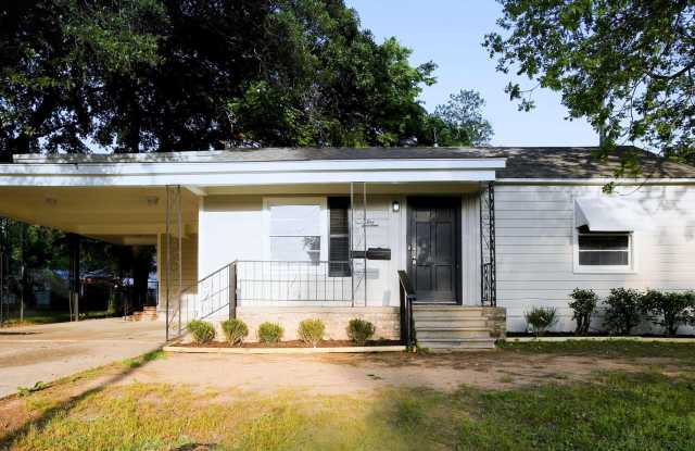 514 Middle Street