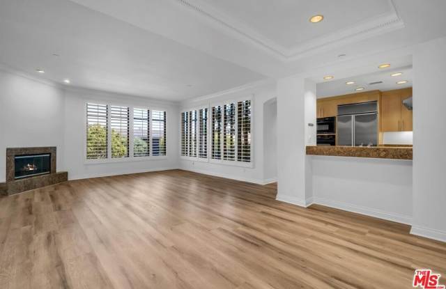 11847 Gorham Ave unit: 104