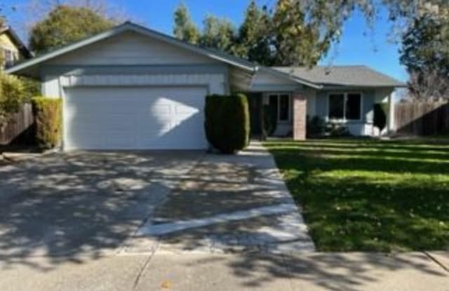 651 Oriole Ave - 651 Oriole Avenue, Livermore, CA 94551