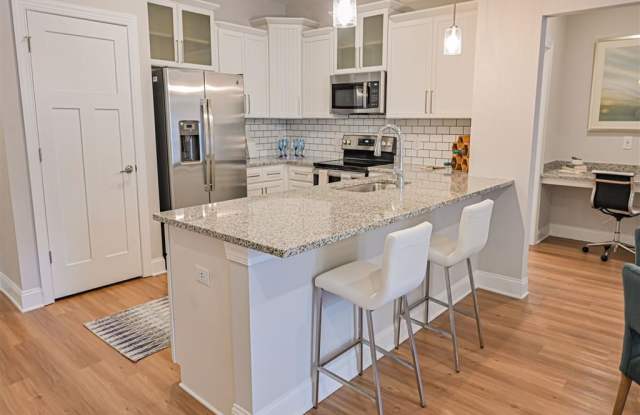 Photo of Hawthorne at Pine Forest