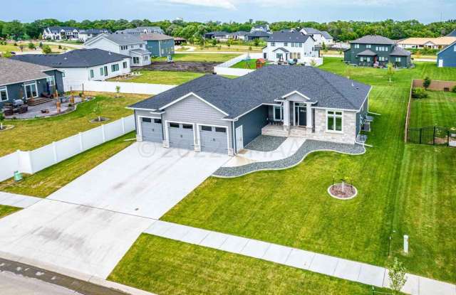 116 26th Avenue East