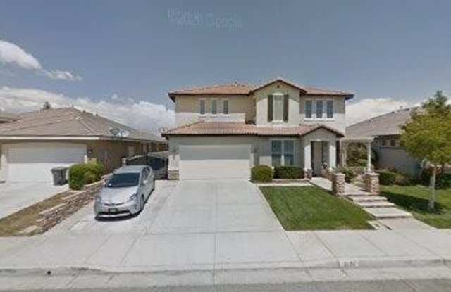 3239 Club Rancho Drive