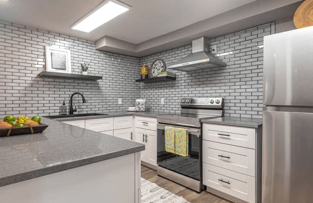 Photo of The Qs at Towne Oaks