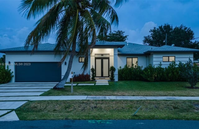 1930 SW 36th Ave - 1930 Southwest 36th Avenue, Fort Lauderdale, FL 33312