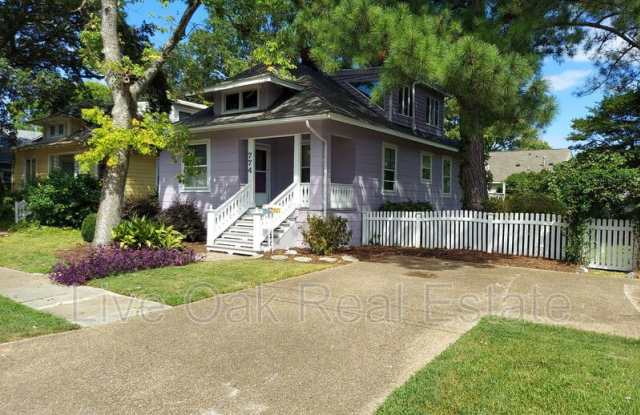 774 W 51st Street