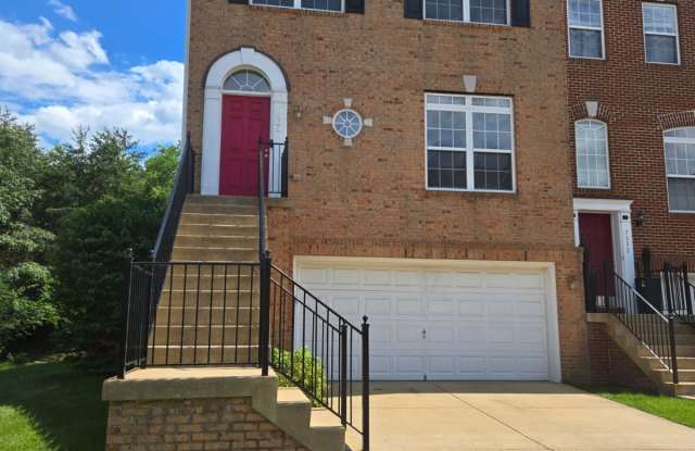 7334 Hampton Manor Place