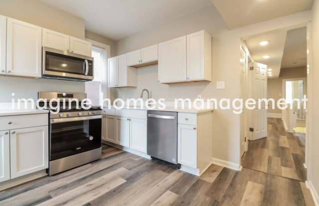 Photo of 825 NORTH SHERIDAN AVENUE