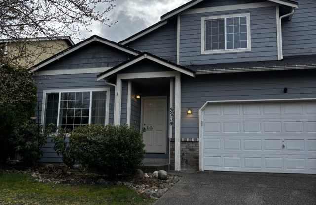 Spacious Spanaway Home