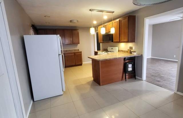 NE 3 Bedroom 2 Bath 1754/sf home