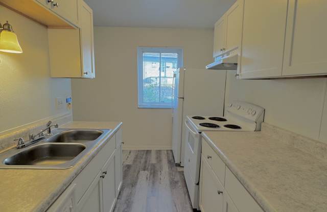 Photo of 413 Grandin AvenueUNIT F