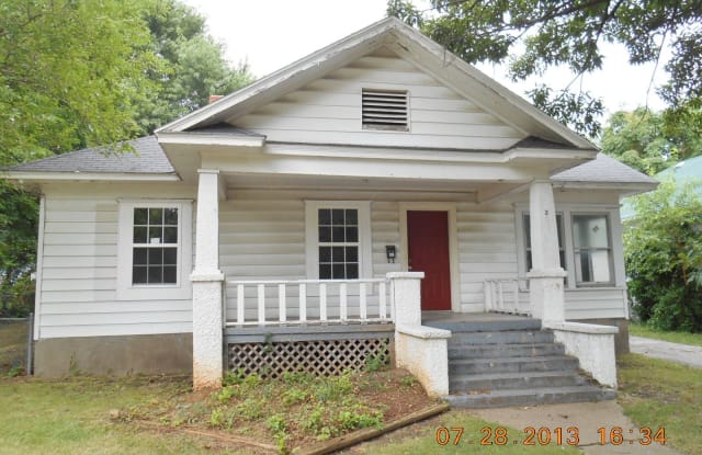 2232 N Howard Ave - 2232 North Howard Avenue, Springfield, MO 65803