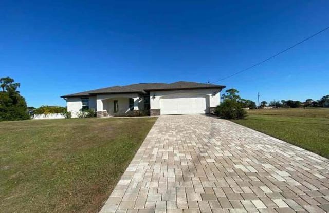 2809 NW 21st PL - 2809 Northwest 21st Place, Cape Coral, FL 33993