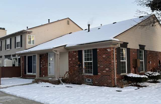 Photo of 41136 Northwind Drive