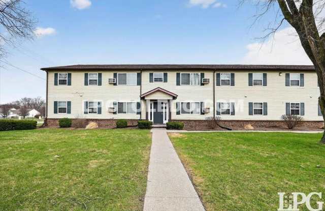 1230 Bedford Woods Dr.-8