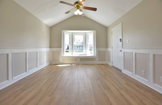 Pet Friendly Three Bedroom!