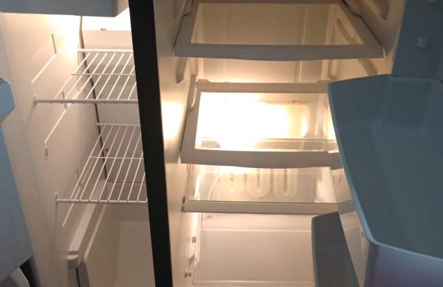 Photo of 2804 Batavia St