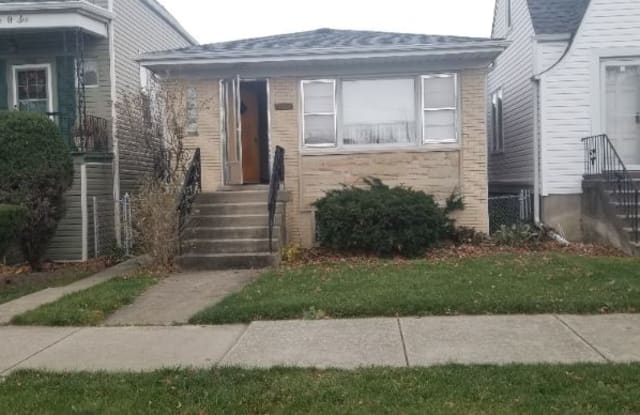 5308 N Lovejoy Ave House - 5308 North Lovejoy Avenue, Chicago, IL 60630