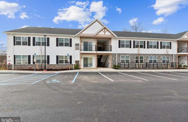 Photo of 905 FOREST Lane