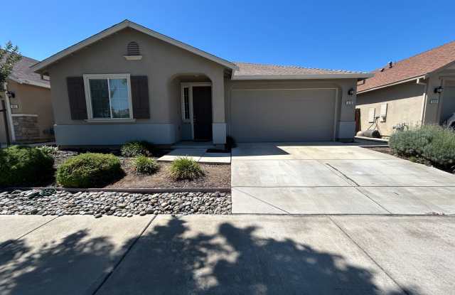 518 Samuel Way