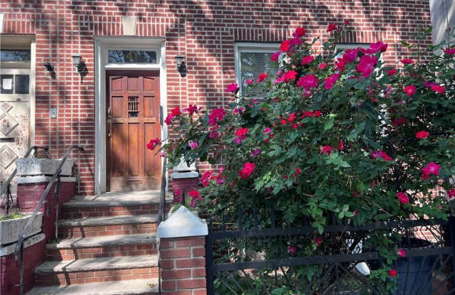 41 E 95th Street