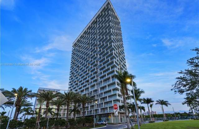 Photo of 2000 Metropica Way