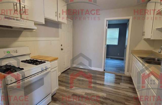 2608 Wooddale Avenue