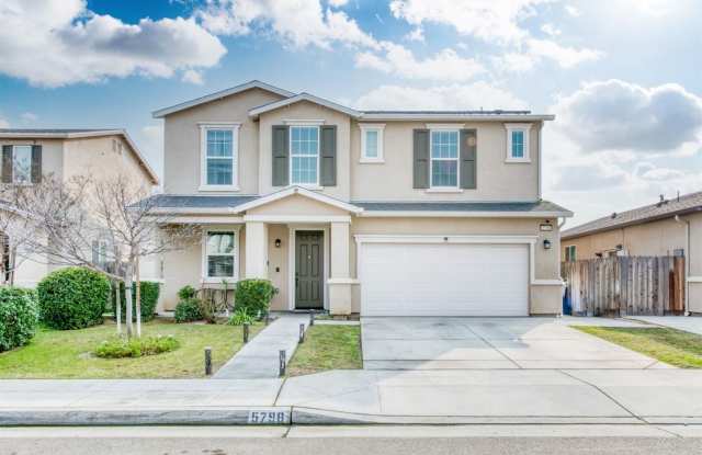 Wonderful 4 Bed / 2.5 Bath