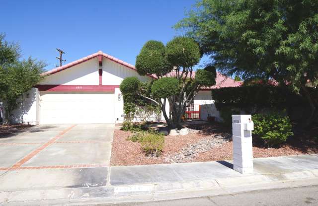 68120 Tachevah Drive