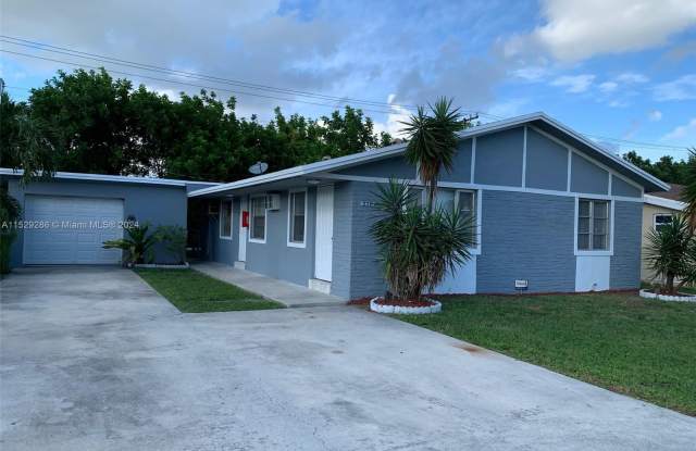 6317 SW 18th St - 6317 Southwest 18th Street, Miramar, FL 33023