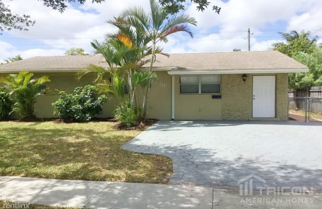 3530 N 65 Avenue - 3530 North 65th Avenue, Hollywood, FL 33024