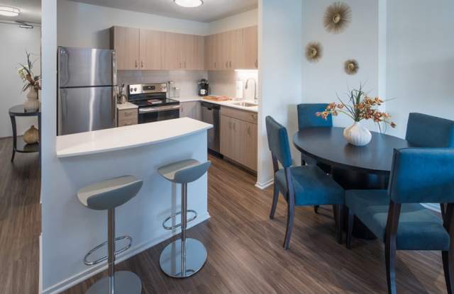 Photo of 1132 N Dearborn St