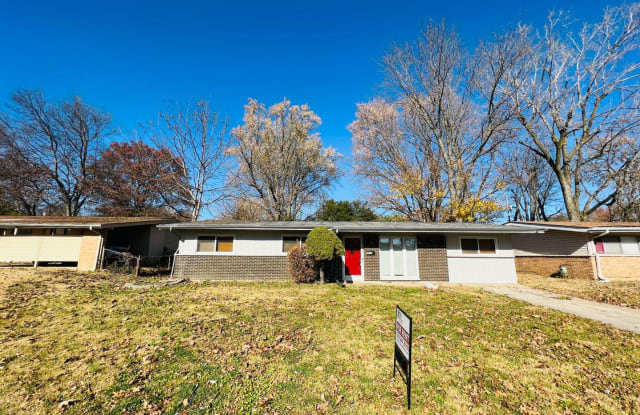 1015 Cheyenne Dr - 1015 Cheyenne Drive, Florissant, MO 63033